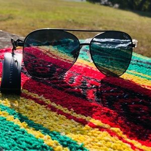 QUAY High Key Sunglasses